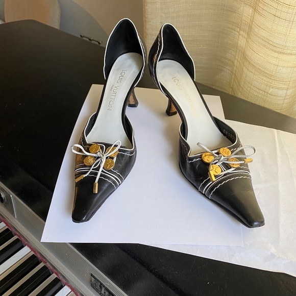 LOUIS VUITTON SOPHIE BLACK LEATHER PUMPS 36-6 HEELS SLIP-ON MULES WHITE LV LOGO - Picture 1 of 10